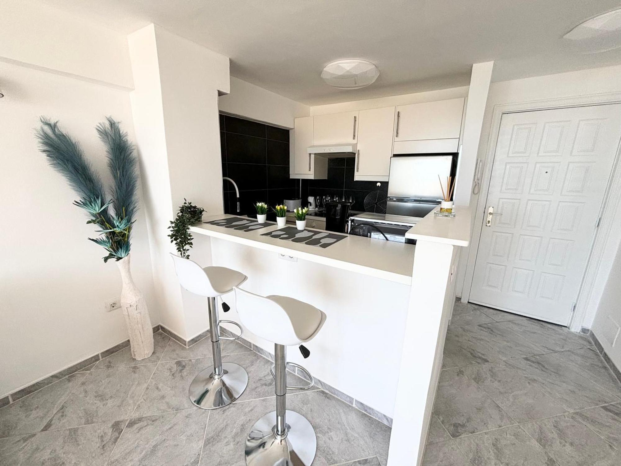 Luxury Ocean View Apartment 6Th Floor Los Cristianos  Εξωτερικό φωτογραφία